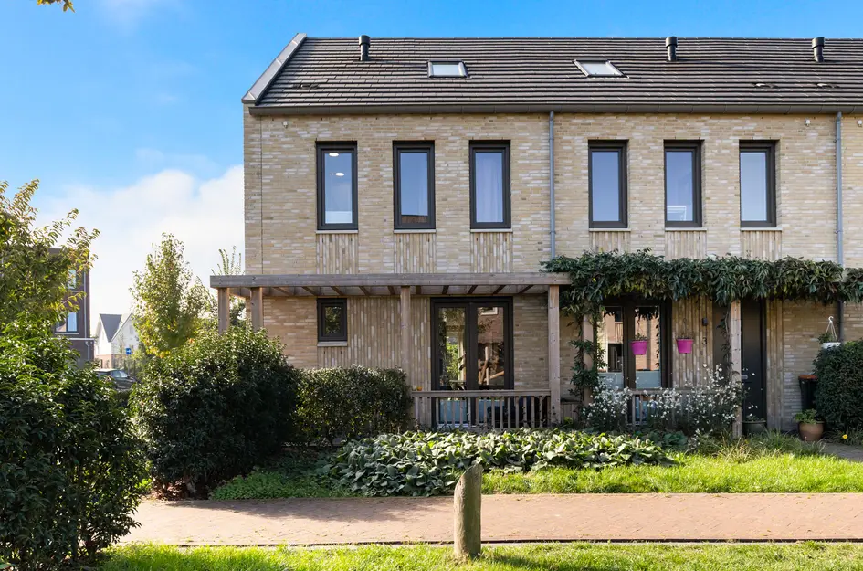 Maria Blomstraat 1