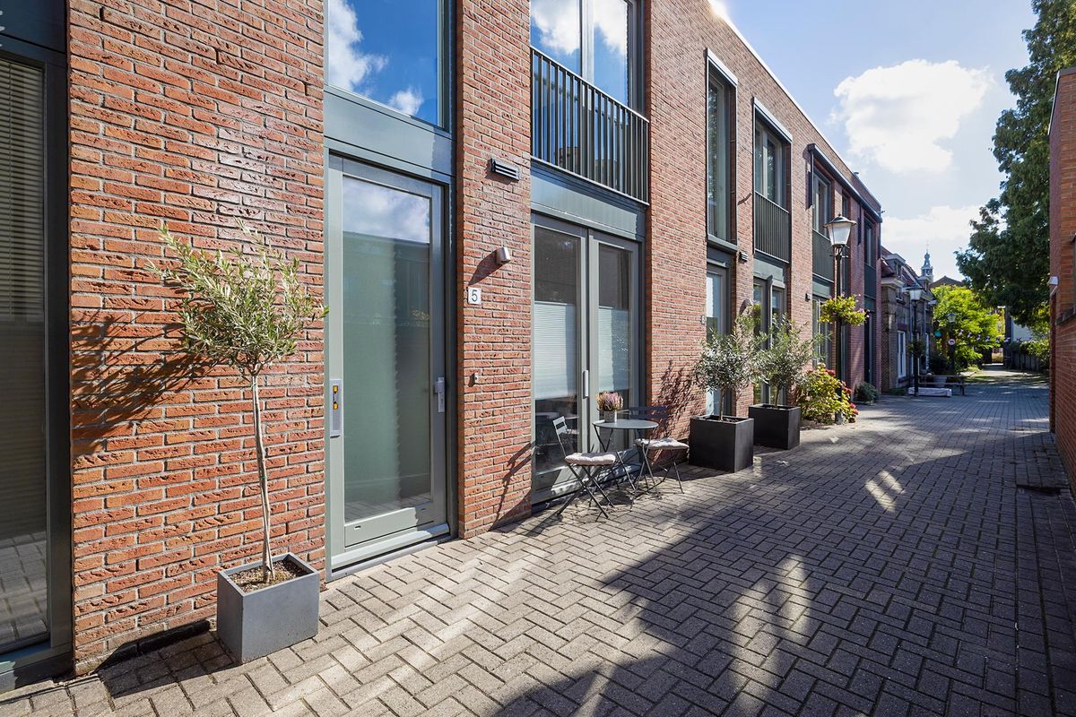 Clarissenhof 5