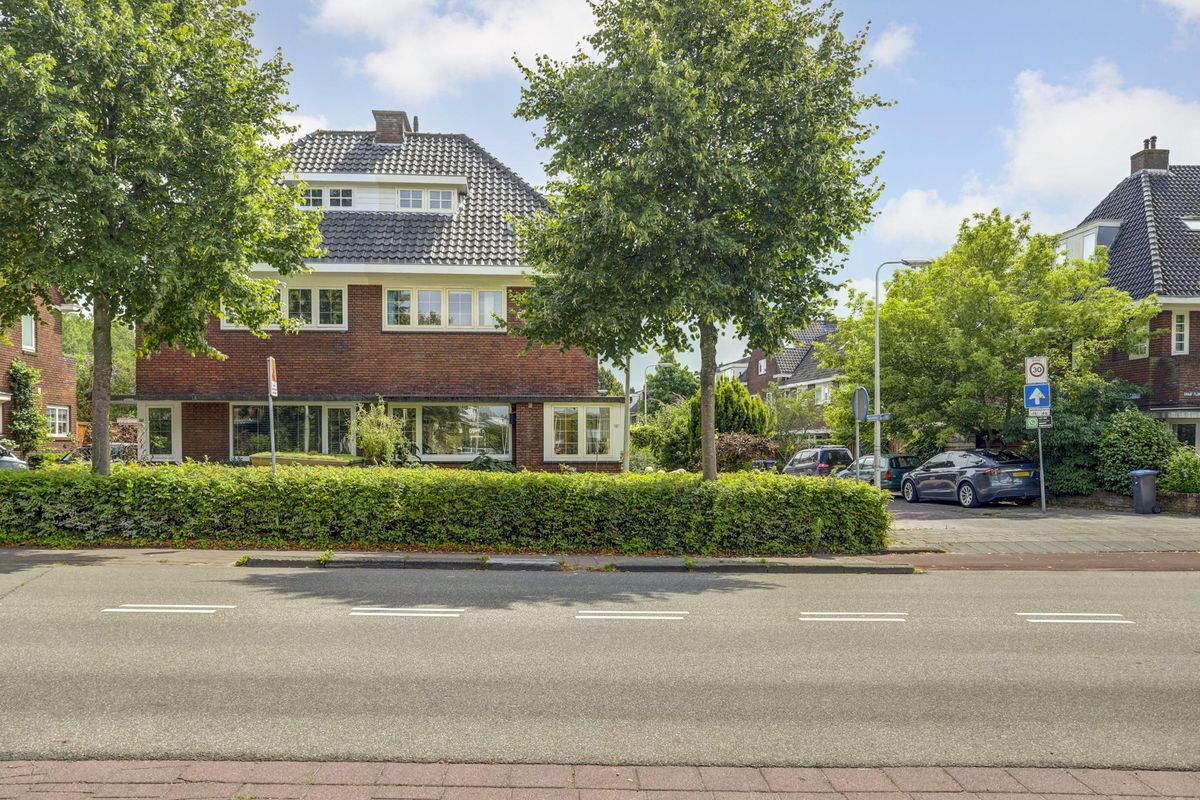 Graaf Florisweg 142