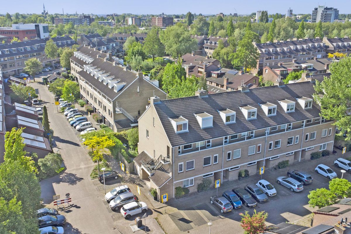 Anna van Hensbeeksingel 280