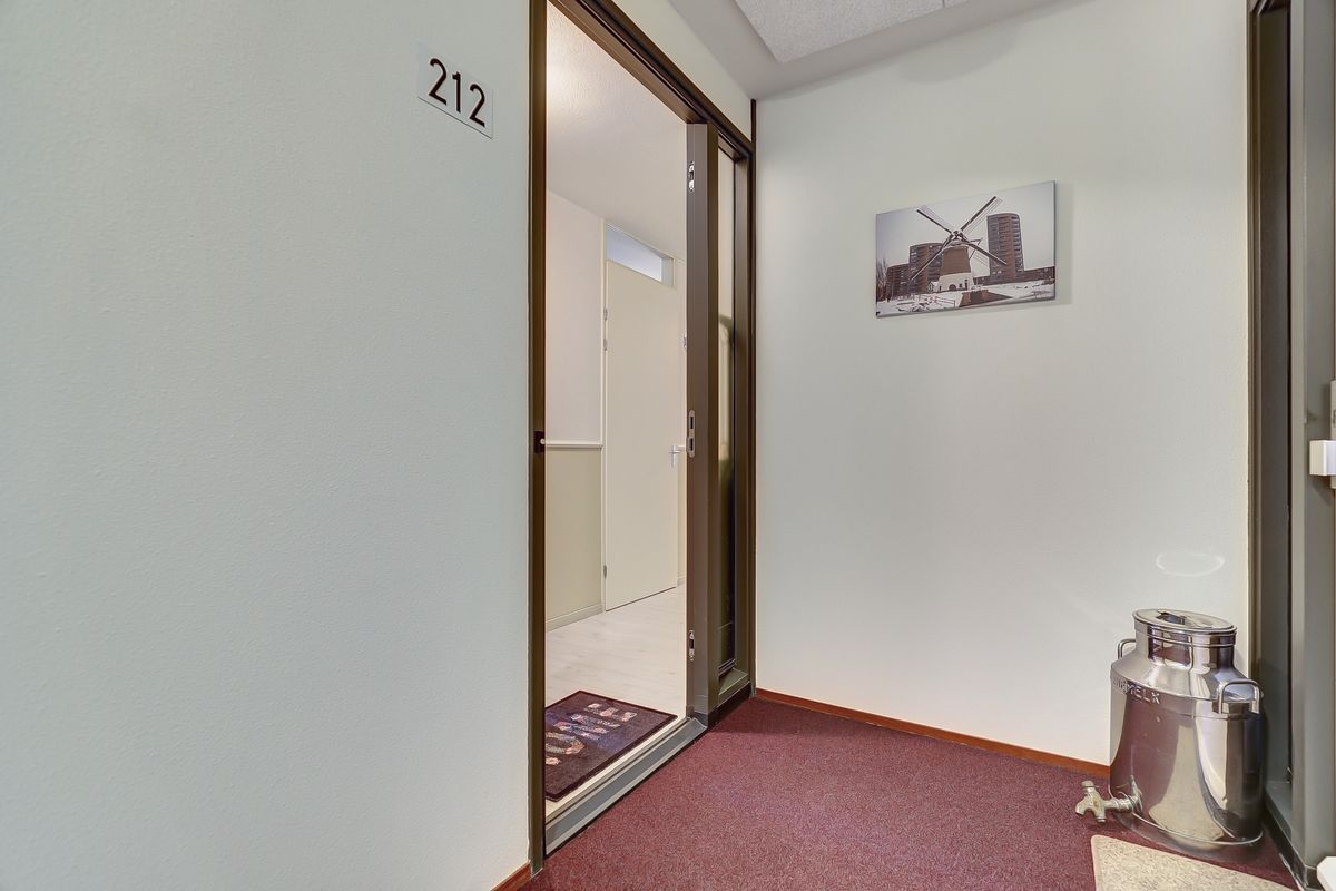 Uiverplein 212