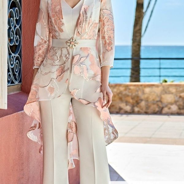 Broekpak voor moeder van de bruid: stijlvol alternatief