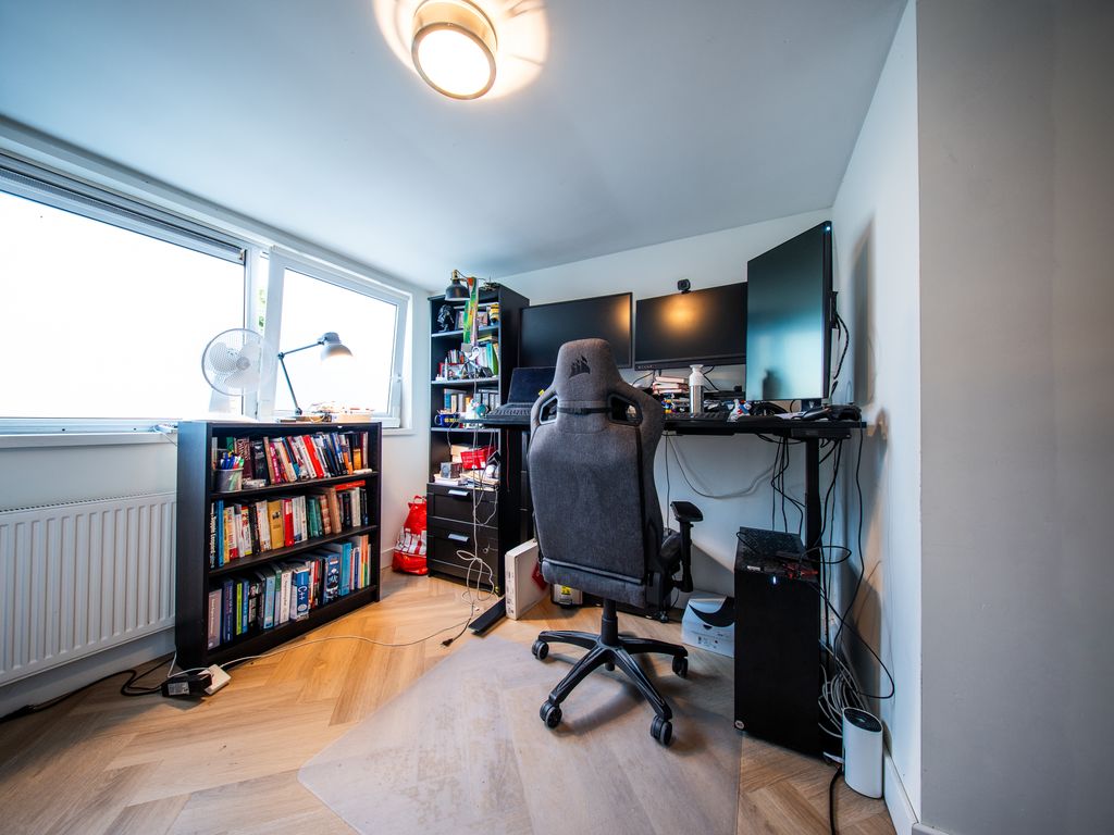 Duindoorn 25, Rotterdam