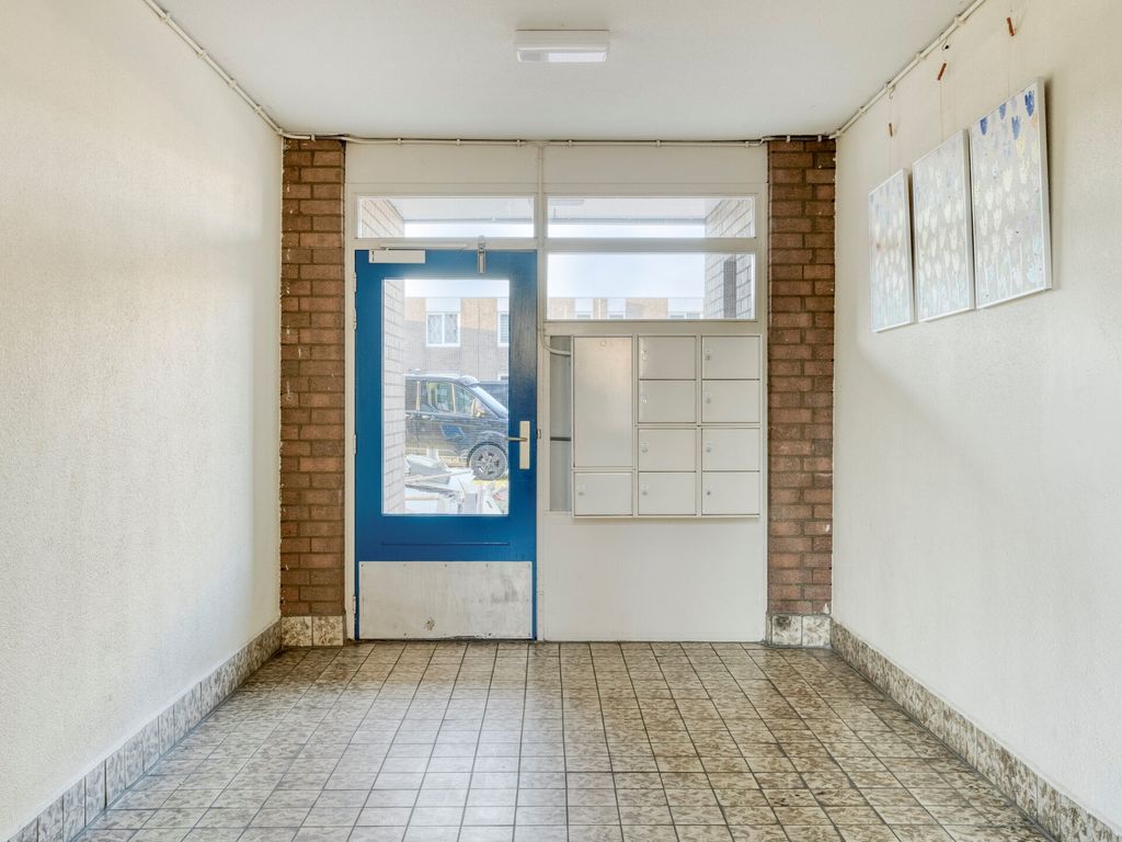 Ringspoor 142, Capelle aan den IJssel