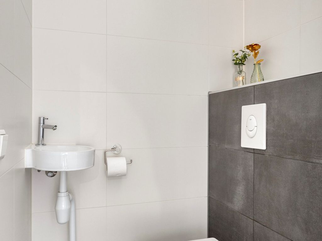 Ringspoor 142, Capelle aan den IJssel