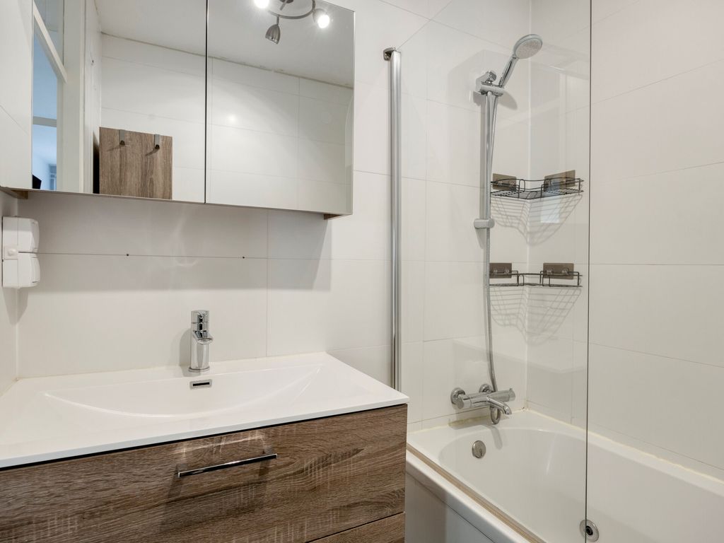 Ringspoor 142, Capelle aan den IJssel