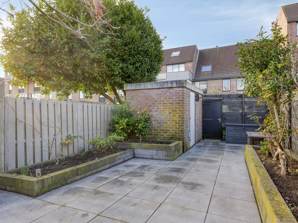 Kornet 21, Rotterdam