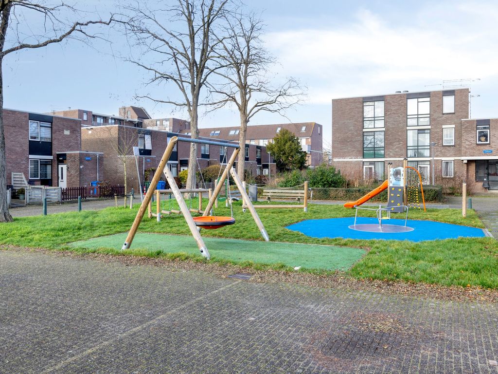 Kornet 21, Rotterdam