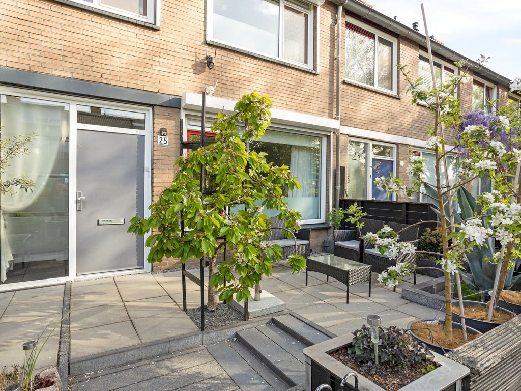 Heidekruid 25, Rotterdam