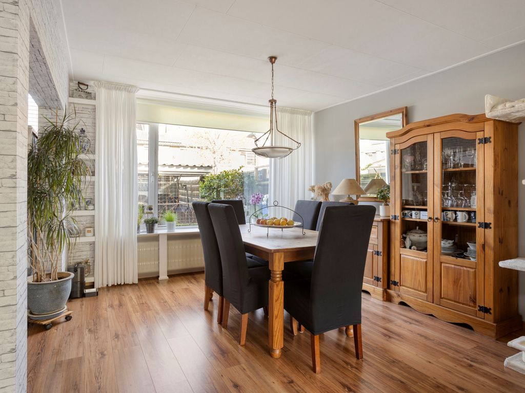 Heidekruid 25, Rotterdam