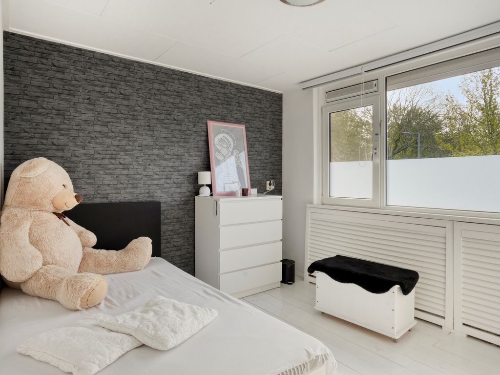 Heidekruid 25, Rotterdam