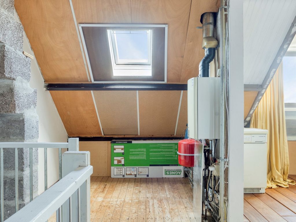 Heidekruid 25, Rotterdam