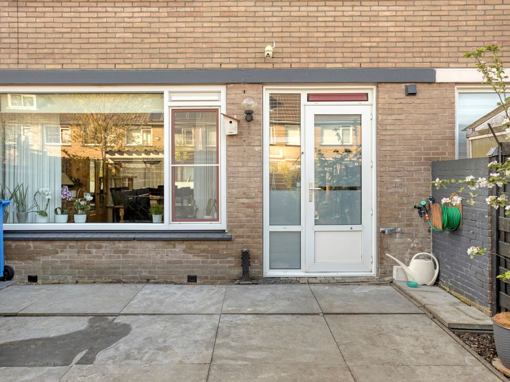 Heidekruid 25, Rotterdam