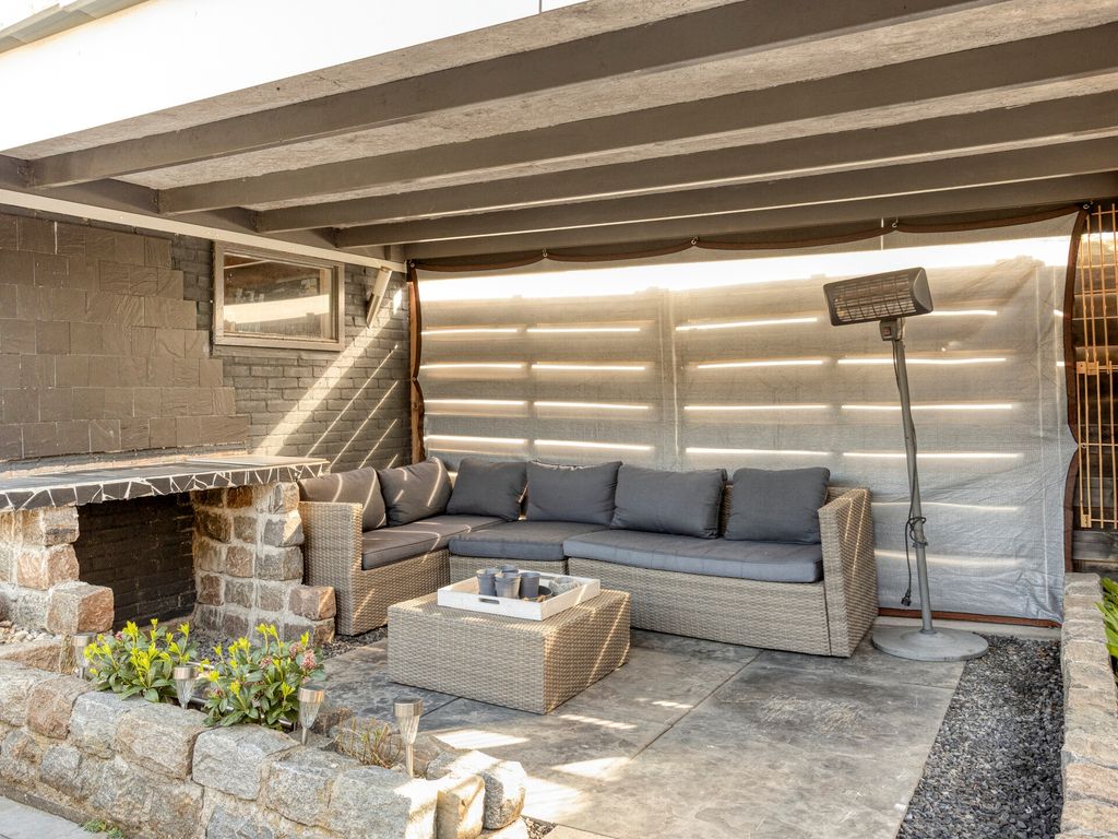 Heidekruid 25, Rotterdam