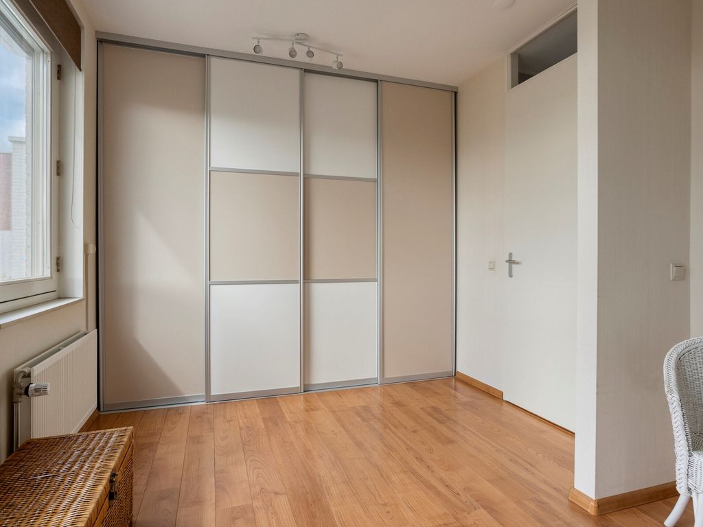 Rhodoshof 3, Rotterdam