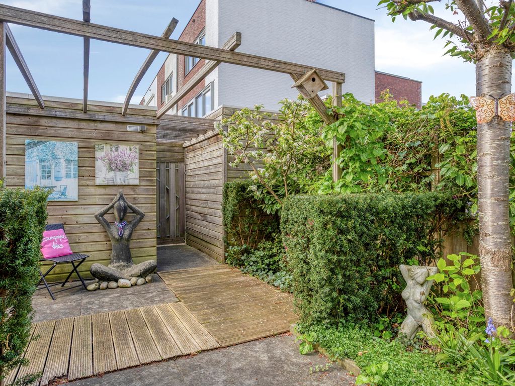 Rhodoshof 3, Rotterdam