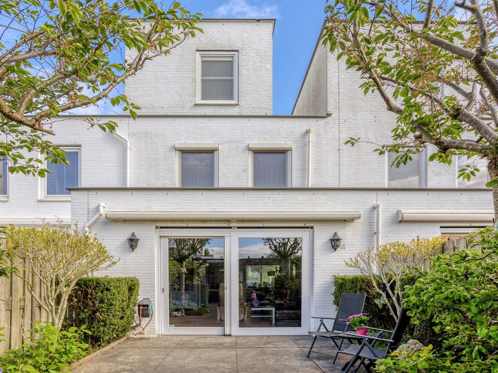 Rhodoshof 3, Rotterdam