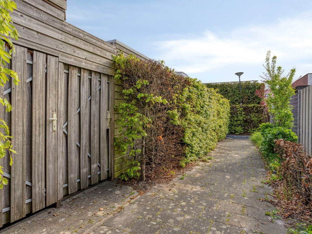 Rhodoshof 3, Rotterdam