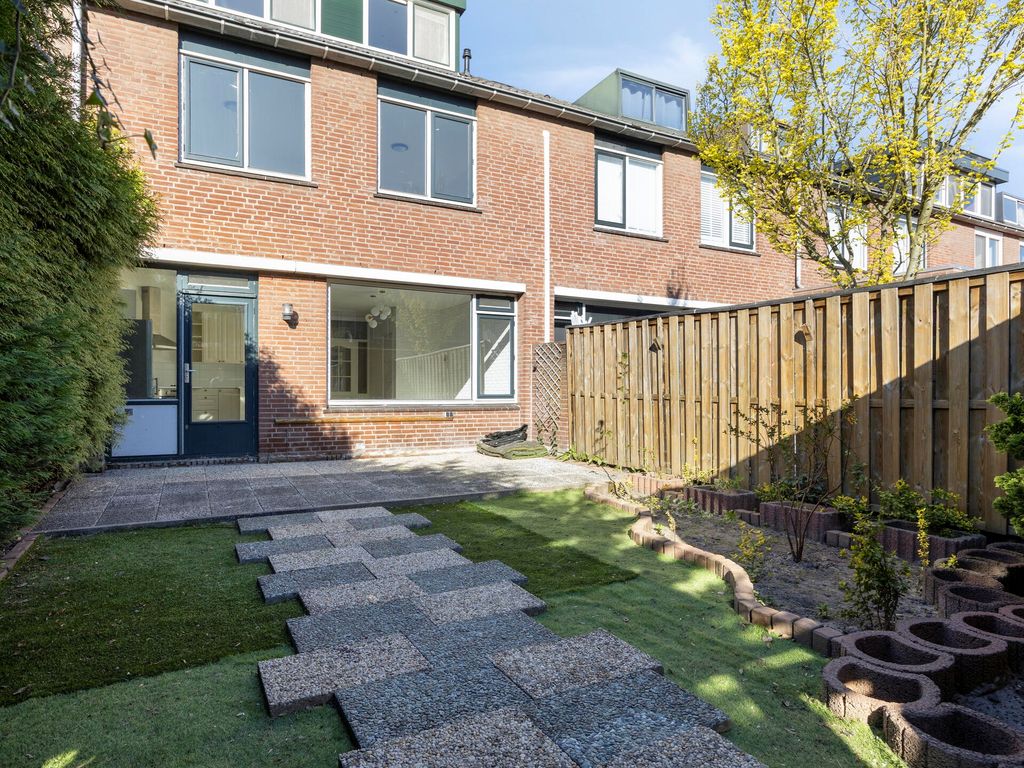 Dennekruid 212, Rotterdam