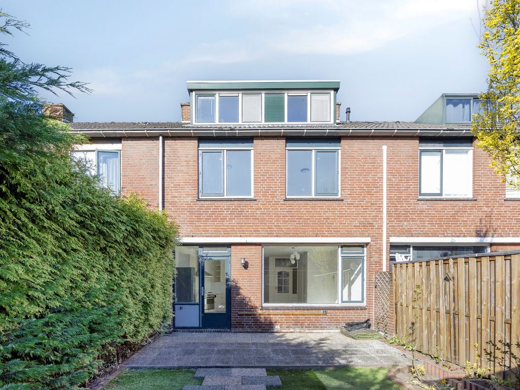 Dennekruid 212, Rotterdam