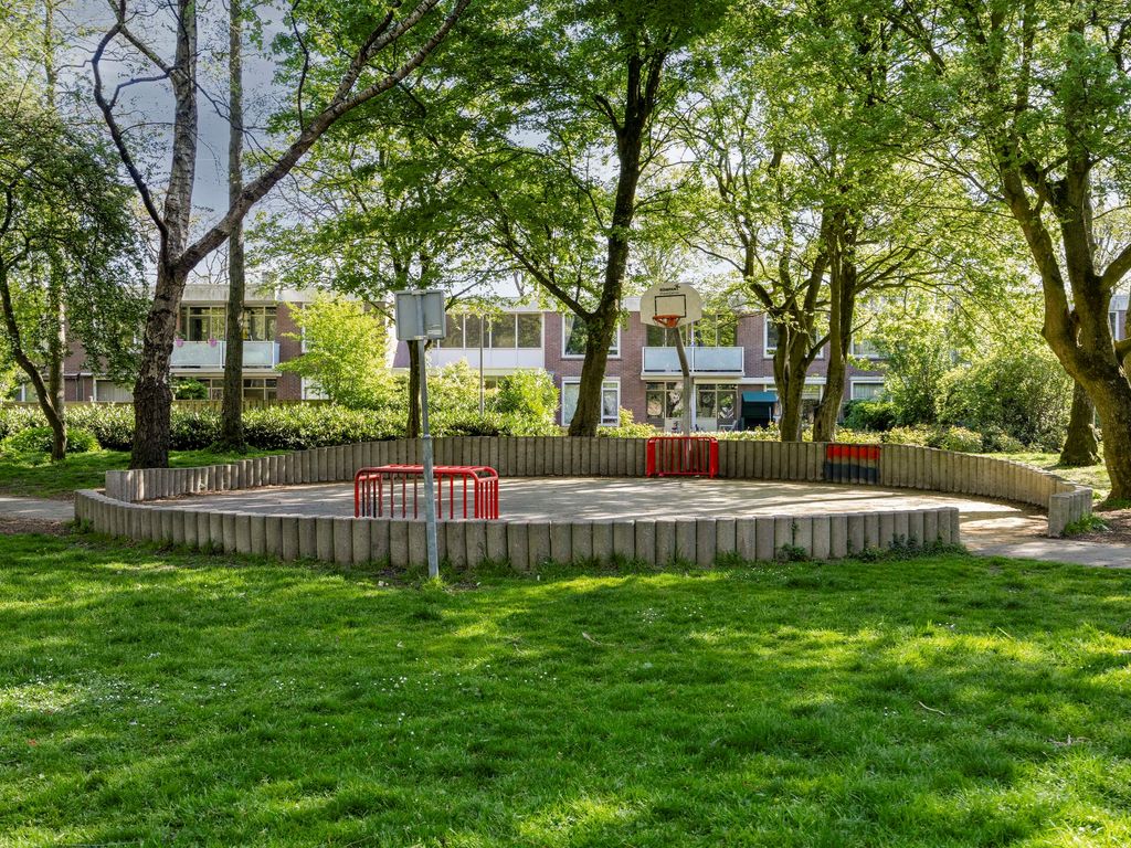 Dennekruid 212, Rotterdam