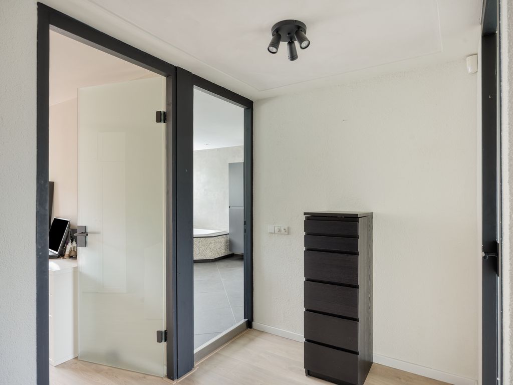 Lentebloem 31, Rotterdam
