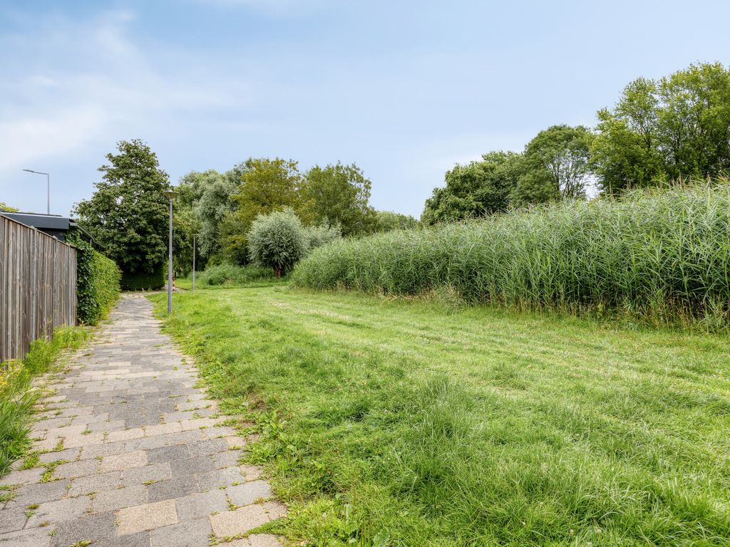 Lentebloem 31, Rotterdam