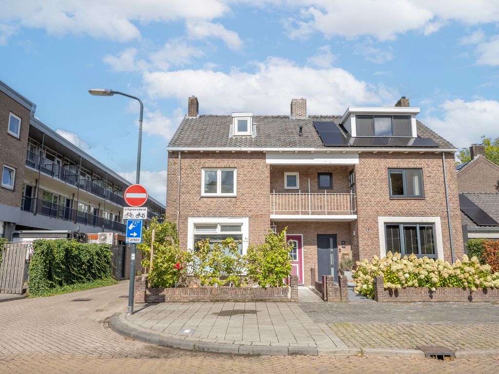Piet Heynlaan 3, Breda