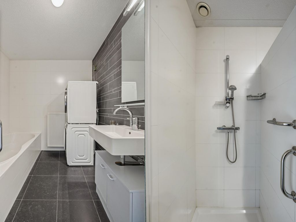 Sterrenkroos 58, Breda