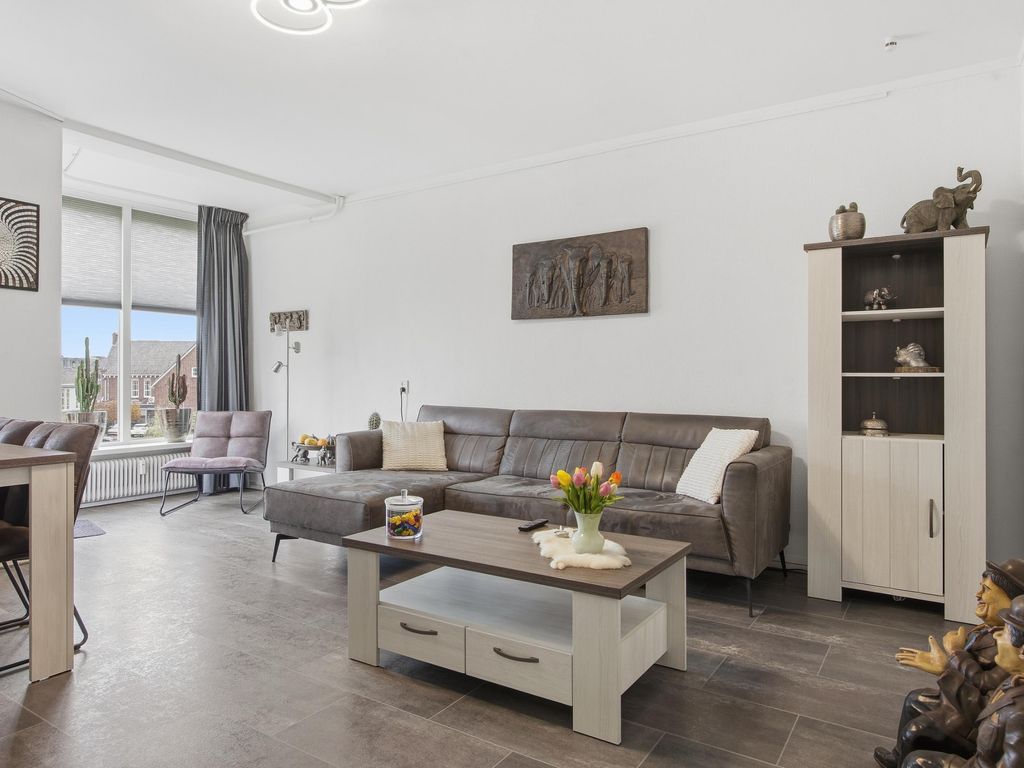 Jan Nieuwenhuyzenstraat 38A, Breda