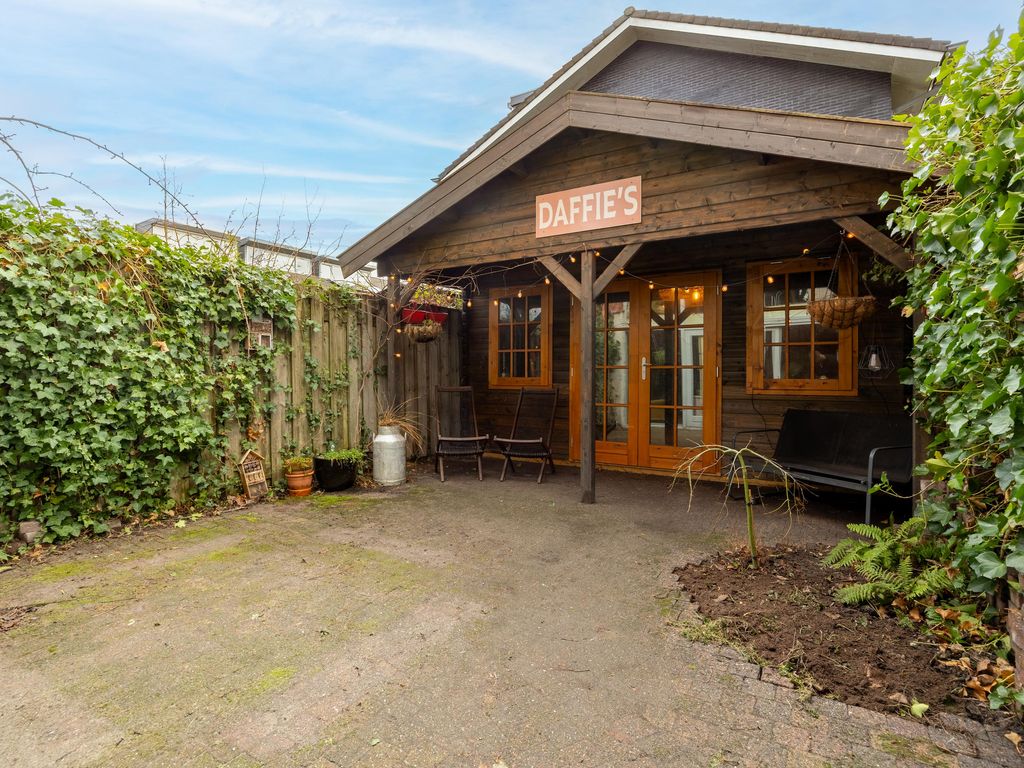 Acaciastraat 103, Breda