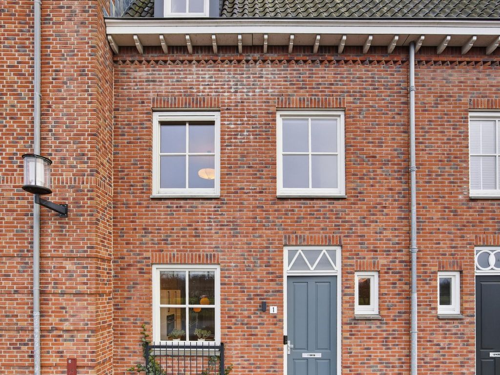 Frederik Hendrik wal 1, Geertruidenberg