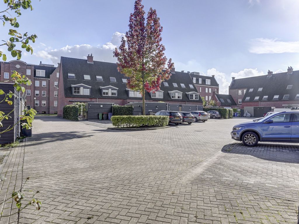 Frederik Hendrik wal 1, Geertruidenberg