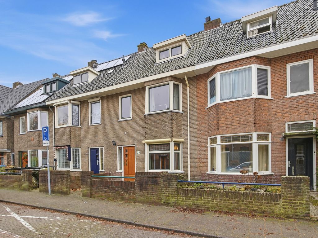 Rubensstraat 25, Breda