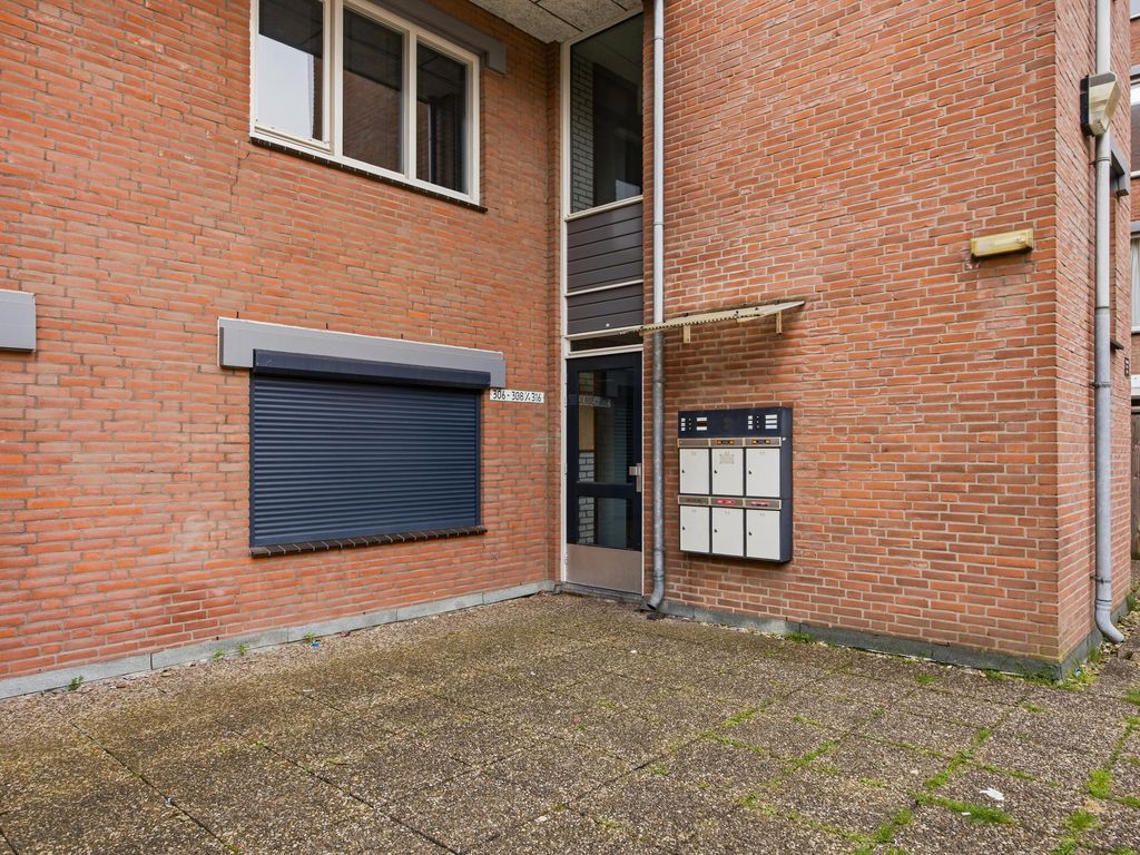 Middellaan 316, Breda
