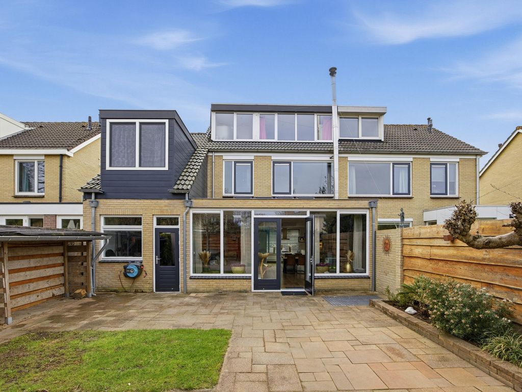 Burgemeester van Grotenhuisstraat 39, Oosterhout