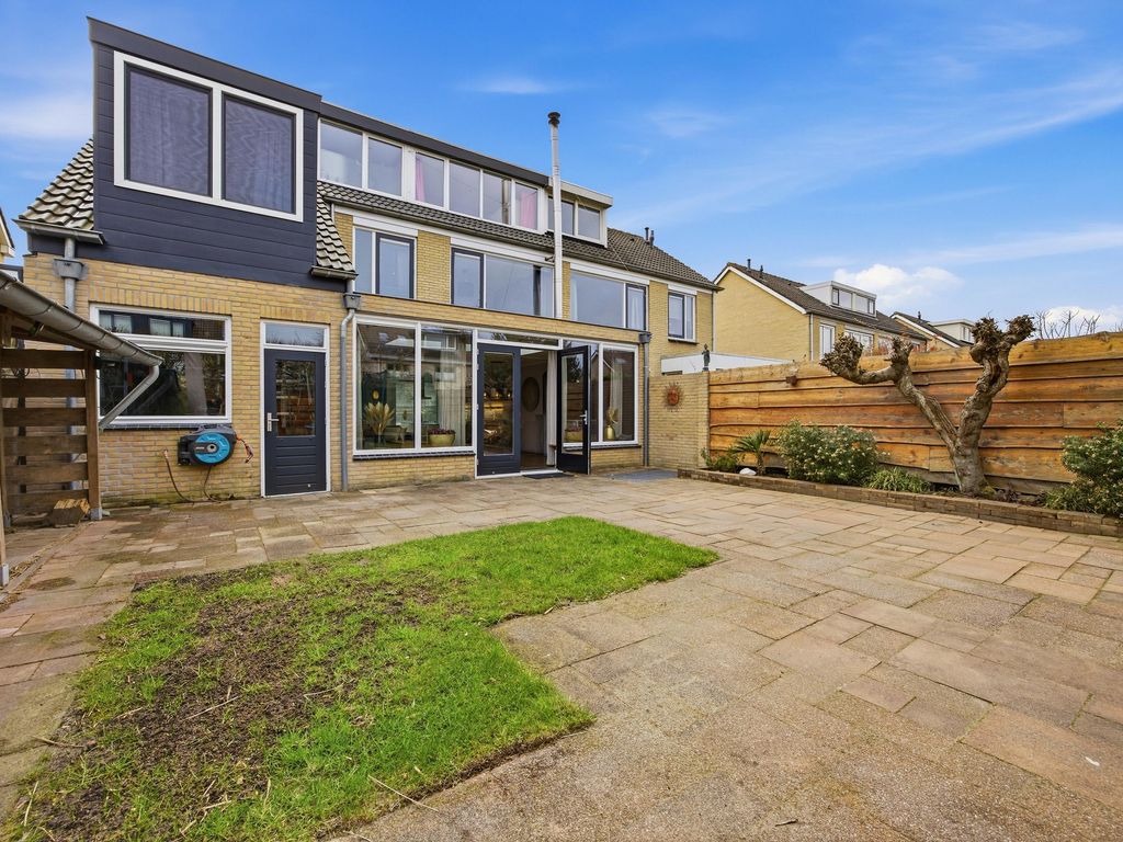 Burgemeester van Grotenhuisstraat 39, Oosterhout