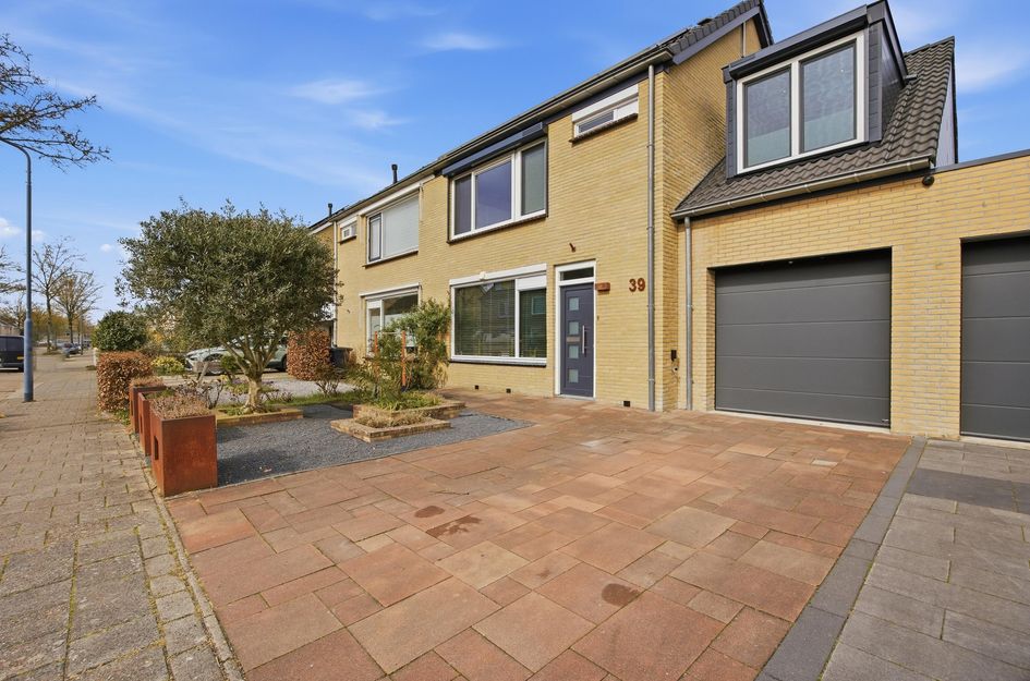 Burgemeester van Grotenhuisstraat 39