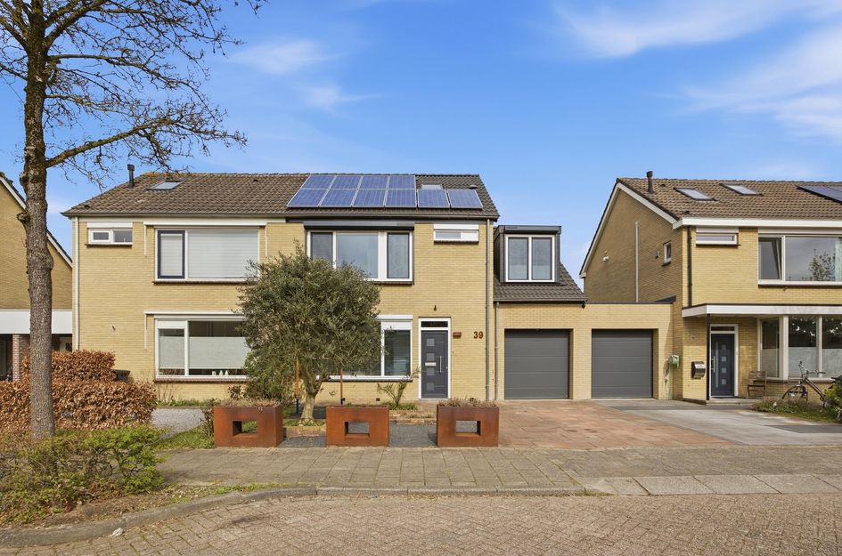 Burgemeester van Grotenhuisstraat 39