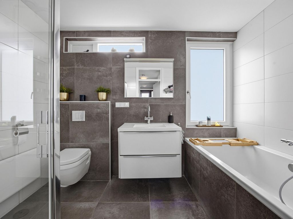 Burgemeester van Grotenhuisstraat 39, Oosterhout