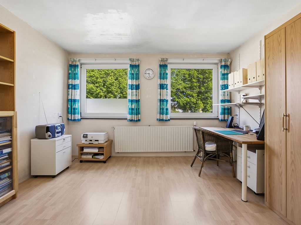 Sirius 40, Oosterhout