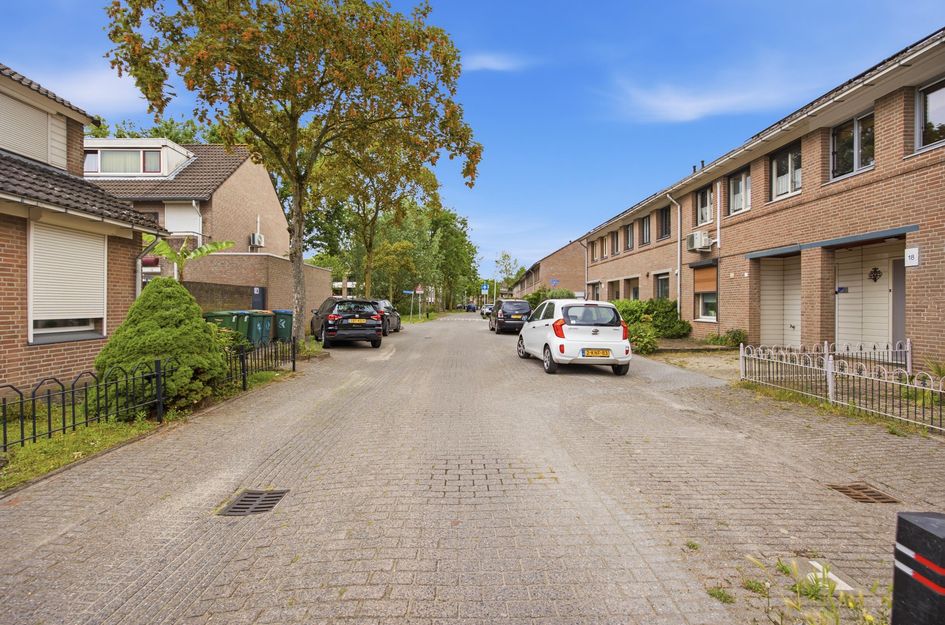 Wandelakker 13