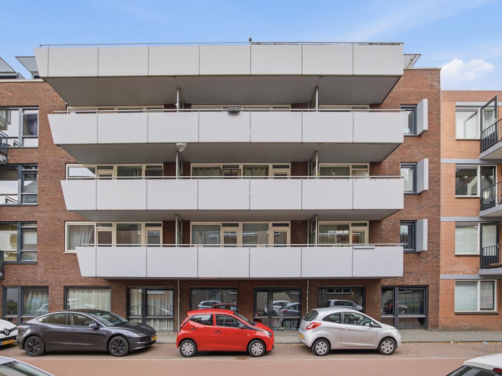 Middellaan 460D22, Breda