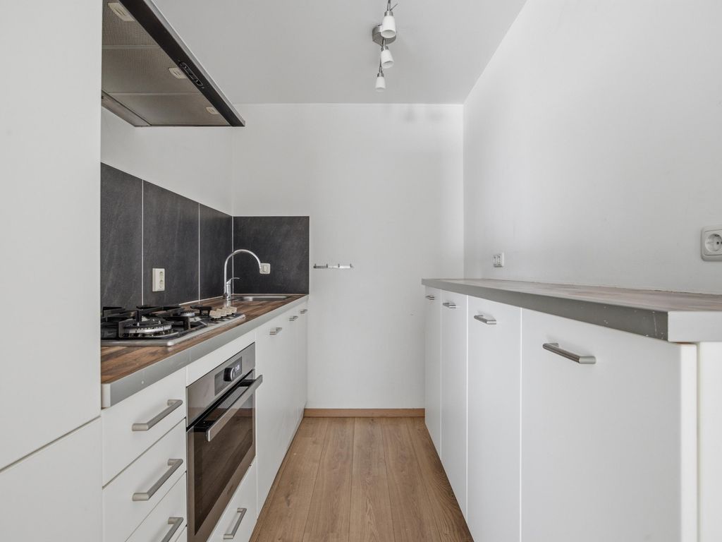 Middellaan 460D22, Breda