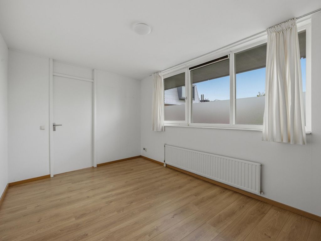 Middellaan 460D22, Breda