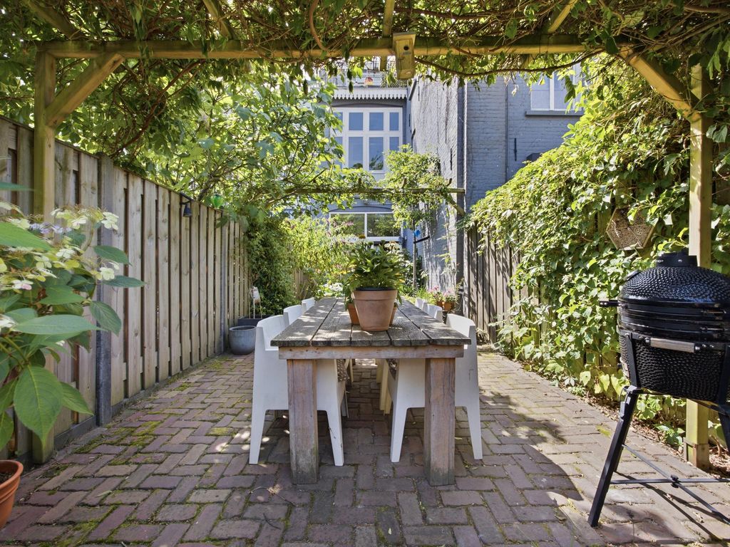Academiesingel 36, Breda