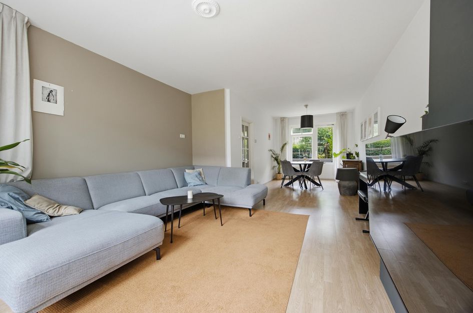 de Wetstraat 10