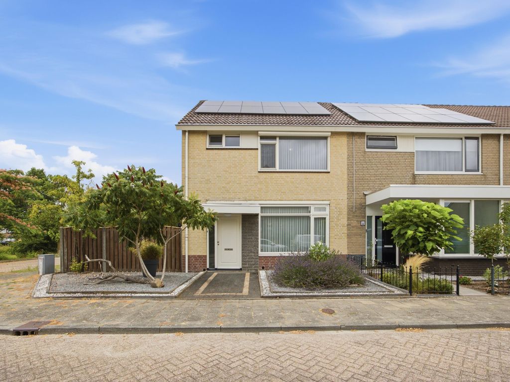 Bosboomstraat 20, Dongen