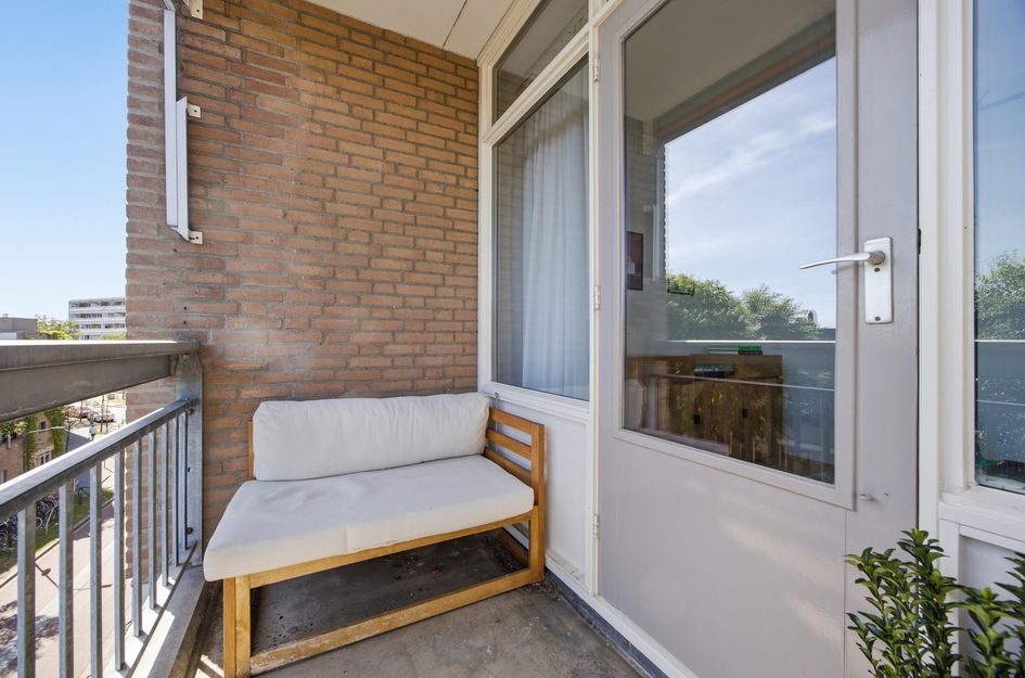 Adriaan van Bergenstraat 96
