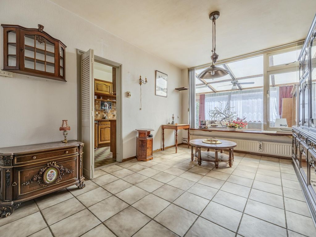Willem de Bruynstraat 6, Breda
